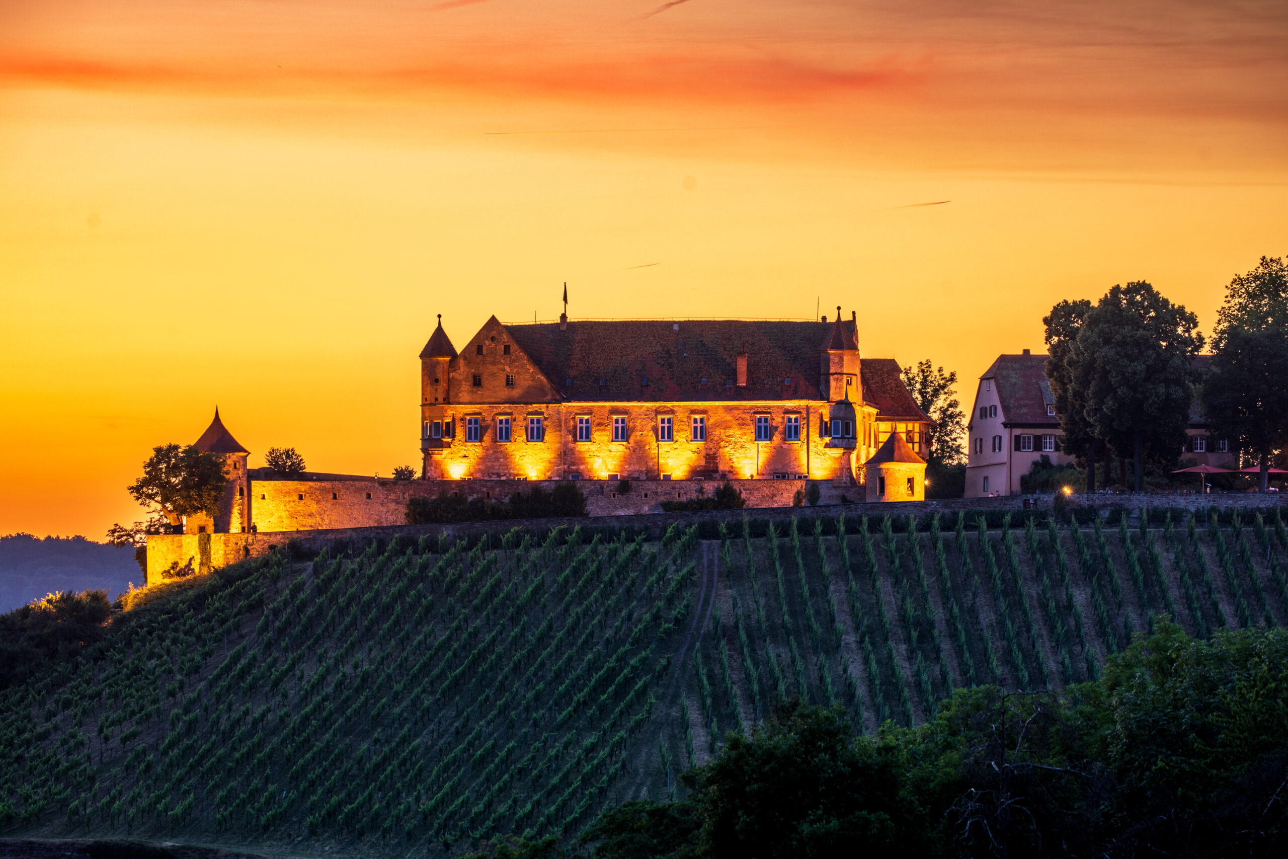 Burg Stettenfels mit Abendhimmel